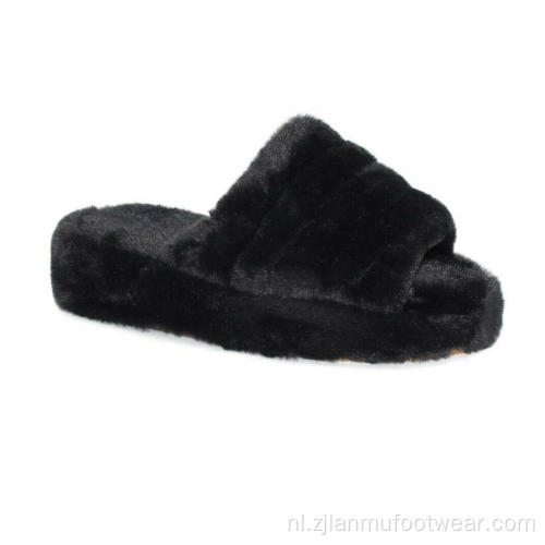 Fluffy pluche platform hielglijbanen casual dames slippers